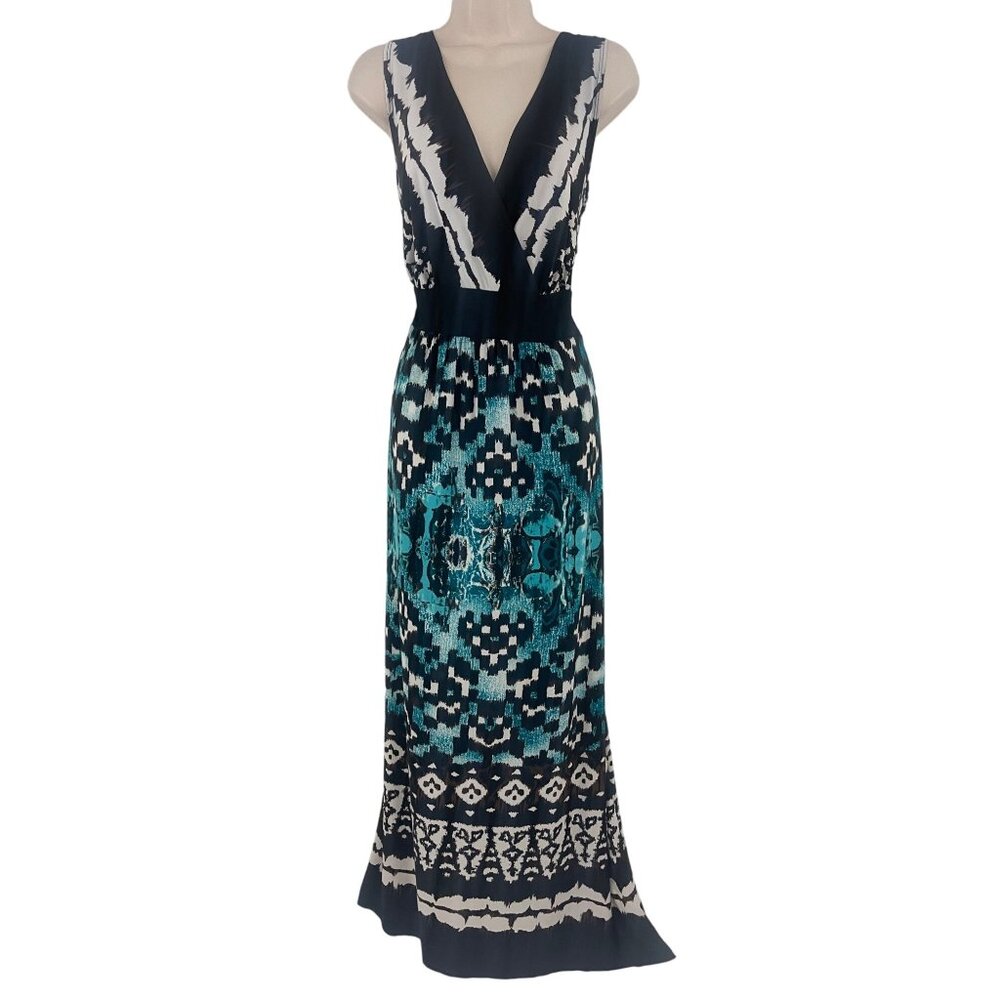 Elegant Black and Blue Patterned Maxi Dress
